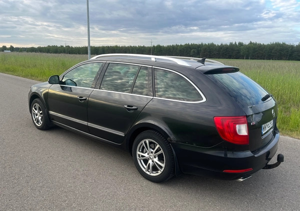 Skoda Superb cena 16000 przebieg: 546000, rok produkcji 2010 z Wyszków małe 137